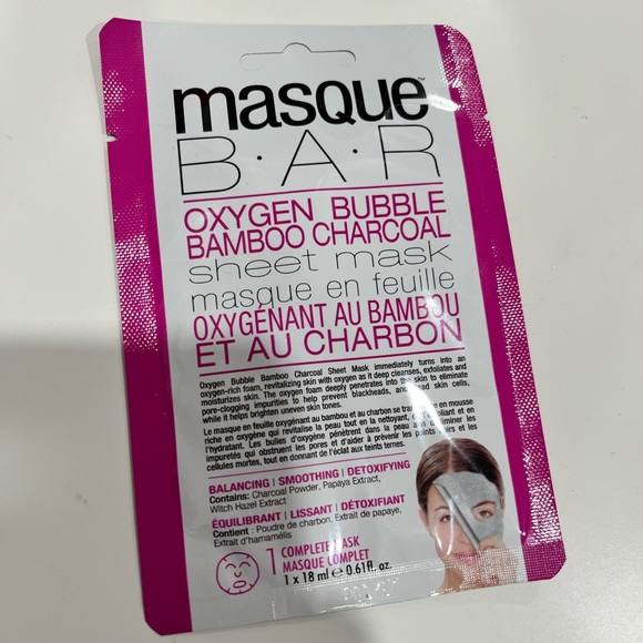 Makeup - Picture 2 of 16